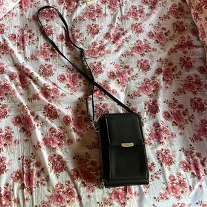 Multi compartment purse